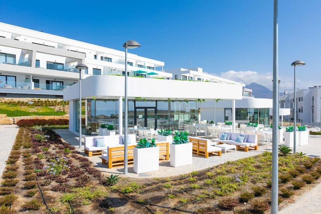 Dona Julia Sea View Marvel Casares